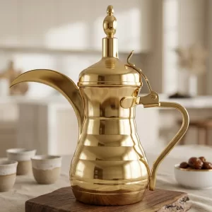 قطة قهوة ذهبية